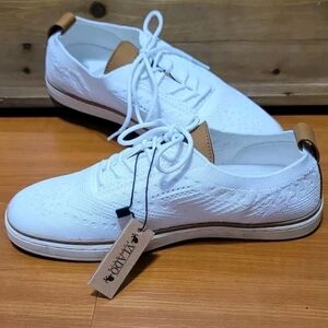 VLADO White Perforated White Womans Sneakers